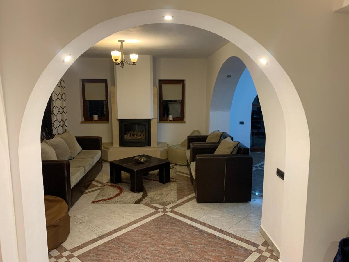Вилла Casa Cristian Синая Экстерьер фото