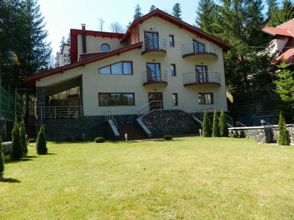 Вилла Casa Cristian Синая Экстерьер фото
